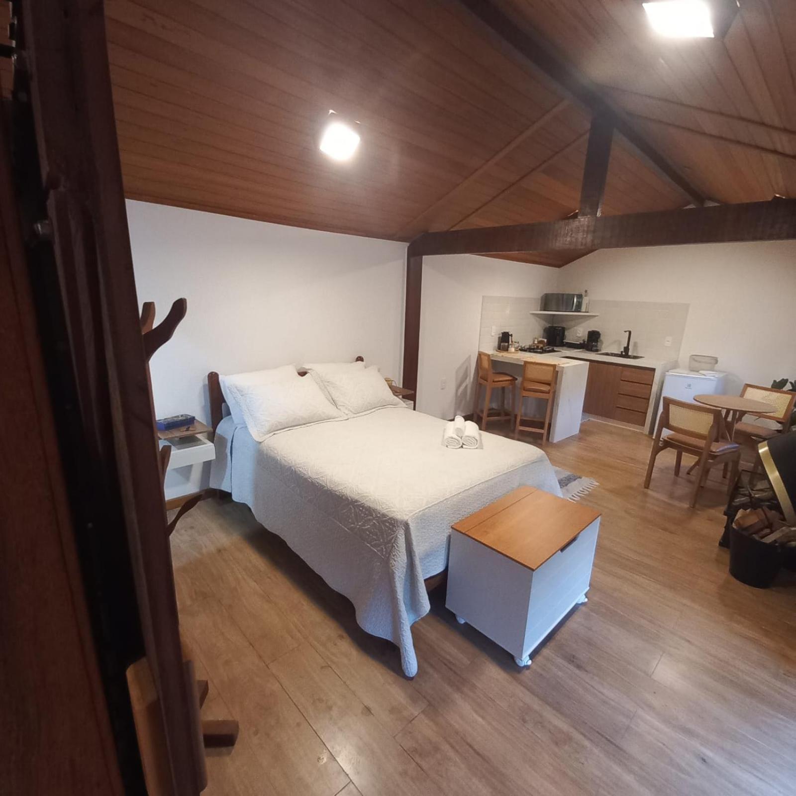 Chale Canarinho Lodge Sao Pedro da Serra (Rio de Janeiro)